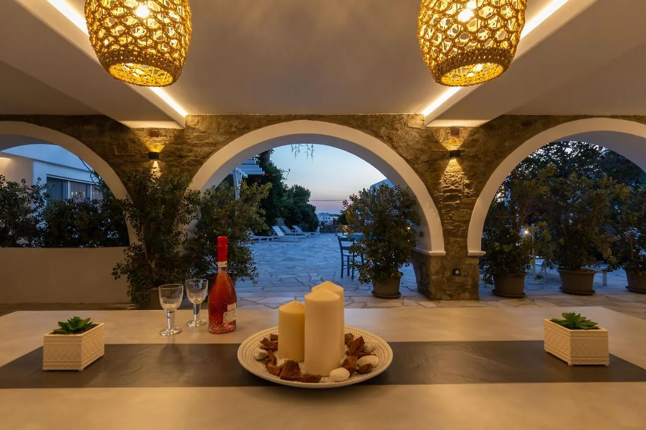Callisti Mykonos Town With Pool View And Calypso Upper Floor With Sea View