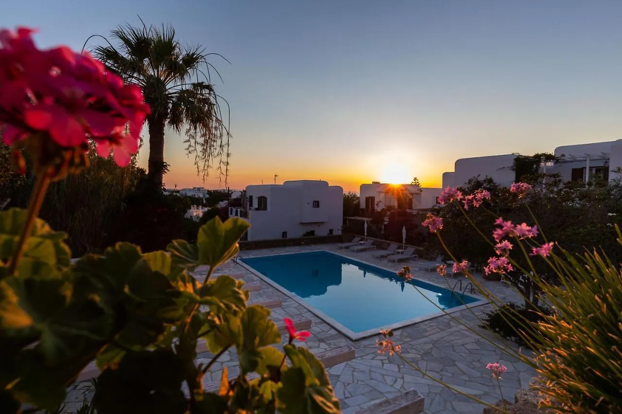 Callisti Mykonos Town With Pool View And Calypso Upper Floor With Sea View Apartament