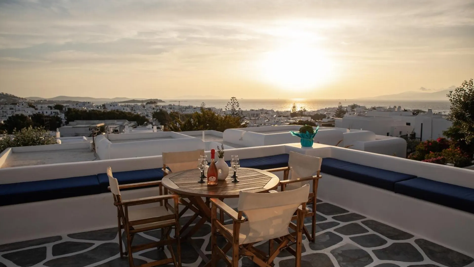 Callisti Mykonos Town With Pool View And Calypso Upper Floor With Sea View 0*,