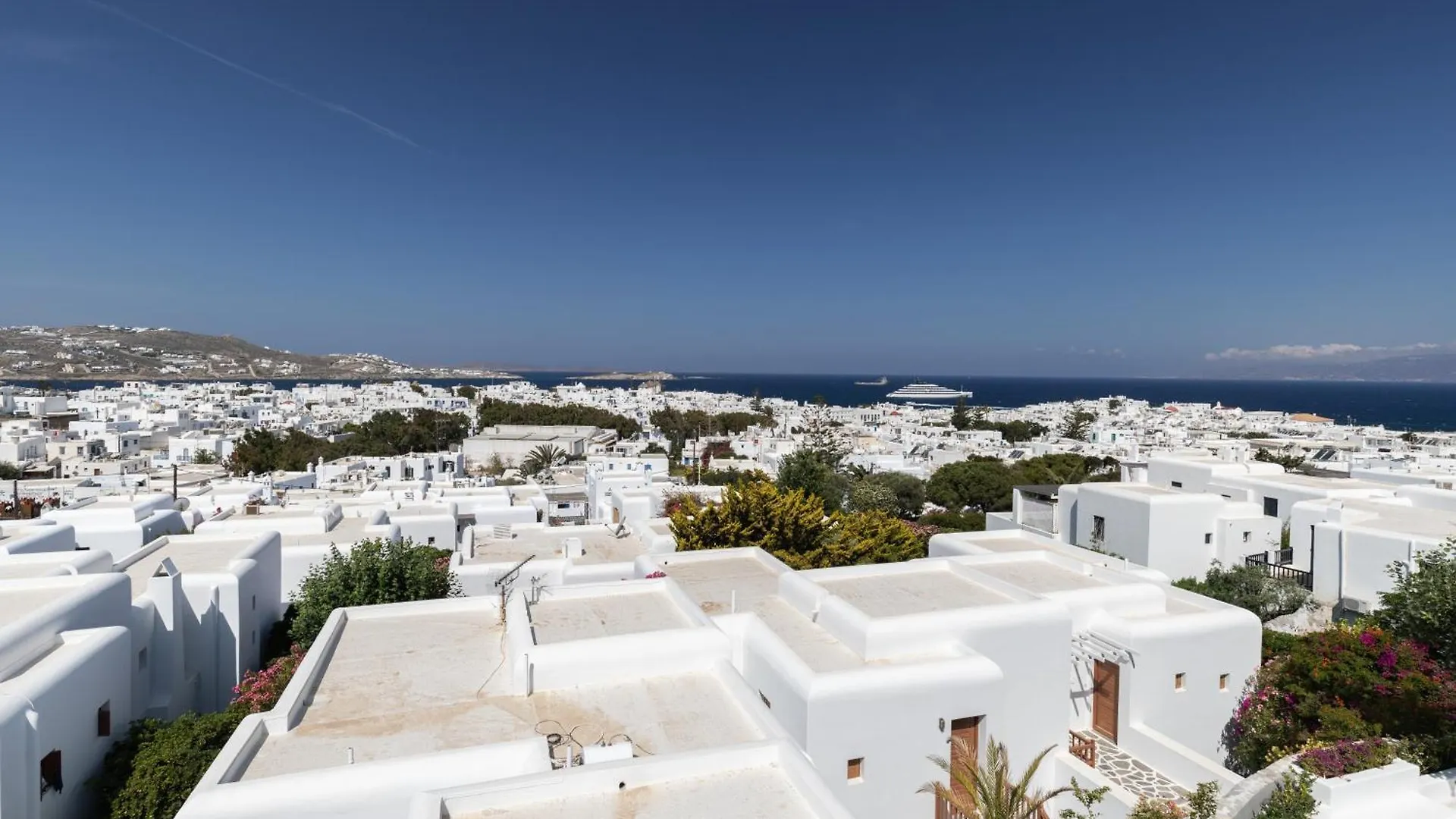 Callisti Mykonos Town With Pool View And Calypso Upper Floor With Sea View Apartament