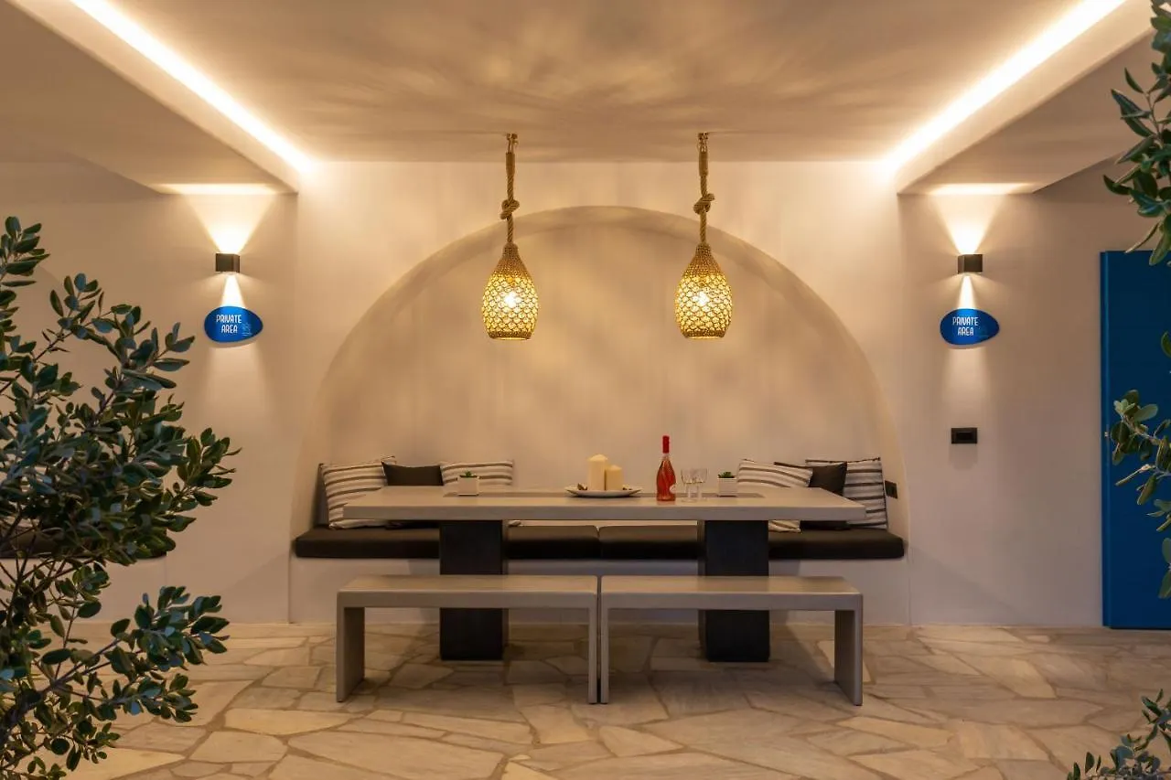 Callisti Mykonos Town With Pool View And Calypso Upper Floor With Sea View Ελλάδα